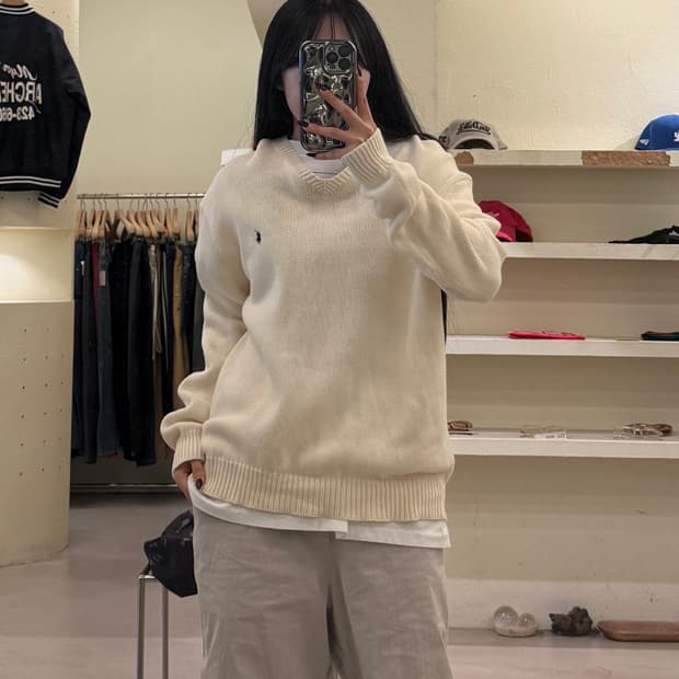 폴로 랄프로렌 포니 자수 브이넥 니트 U1721