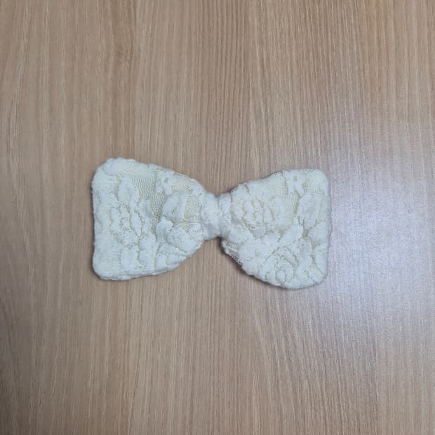 리즈리사 리본브로치 아이보리칼라