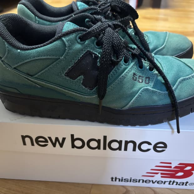 뉴발란스 x 디스이즈네버댓 550 그린 블랙
