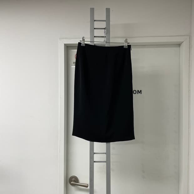 발렌시아가 블랙 스커트 36