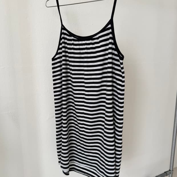 빈티지 스트라이프 슬리브리스 원피스