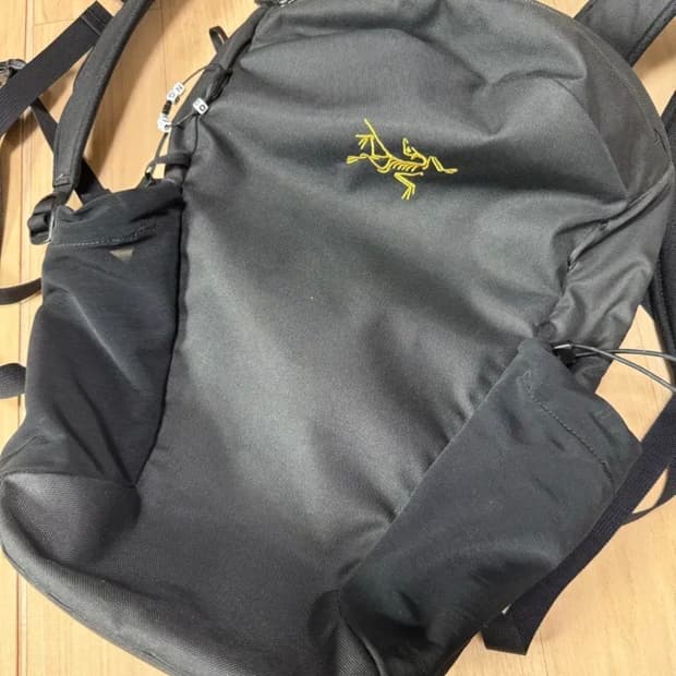 아크테릭스 맨티스 16 블랙 