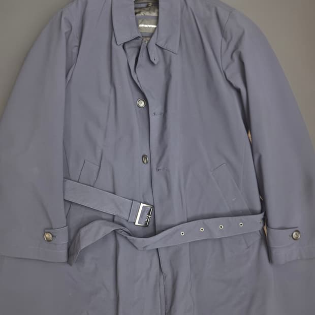 엠프리오아르마니 트랜치코트