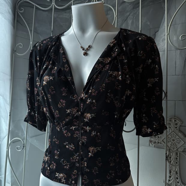 Puff Sleeve Flower Blouse 0117