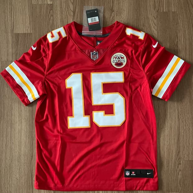 나이키 캔사스 시티 치프스 패트릭 마홈스 베이퍼 언터처블 리미티드 L