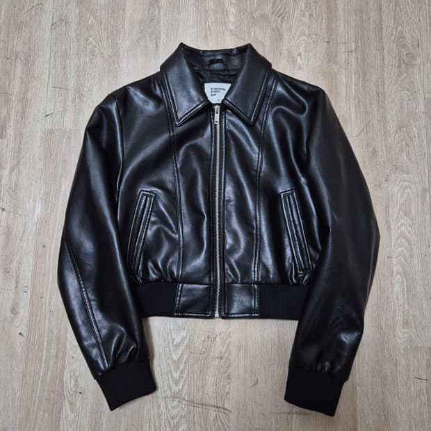 에잇세컨즈 여성 크롭 레더 라이더 가죽자켓