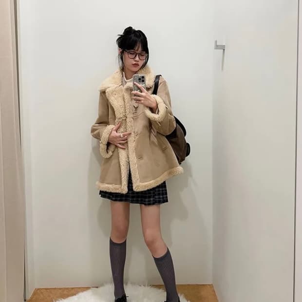 suede mustang coat-beige