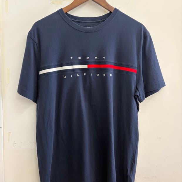 N272. 타미힐피거 반팔