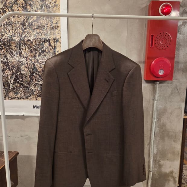 아르마니 꼴레지오니 홉색 트위드자켓