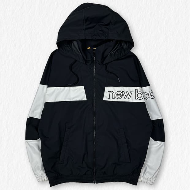 뉴발란스 바람막이 범고래