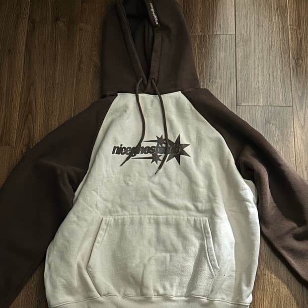 나이스고스트클럽 랭글런 후드티