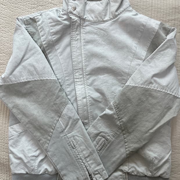 이그노타 코어13 익스플로러 자켓 스톤 그레이 M 새상품