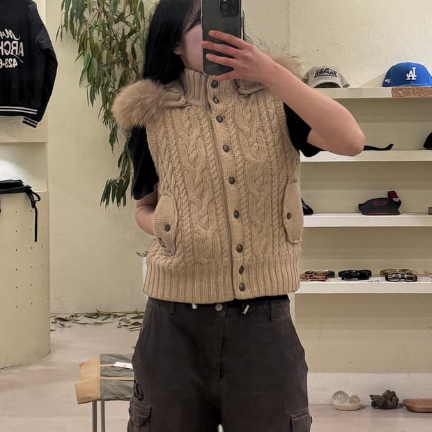 티니위니 케이블 라쿤 패딩 조끼 U555