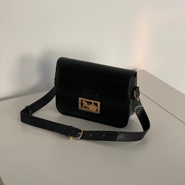 셀린느 블랙 레더 마차백 숄더백