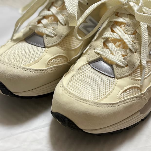 뉴발란스 992 메이드 인 USA 칼슘 로우 캐슈