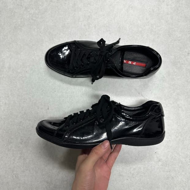 프라다 스포츠 에나멜