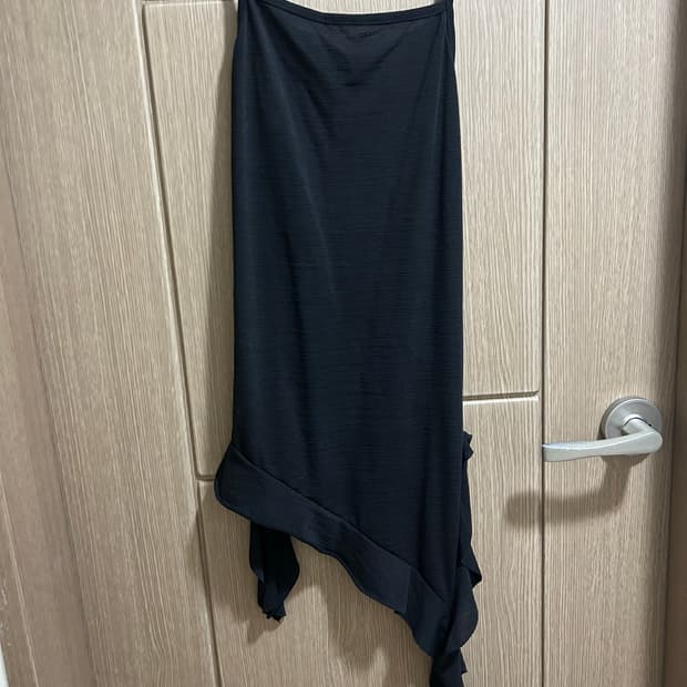 레이어드 끈 나시