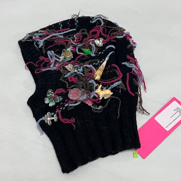 초포바 로위나 25fw 바라클라바