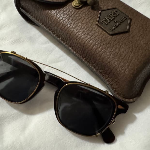 한정판 타르트옵티컬 x 파라노이드 아넬