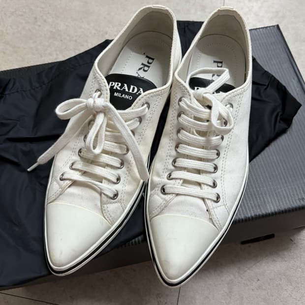 프라다 뾰족스니커즈 351/2