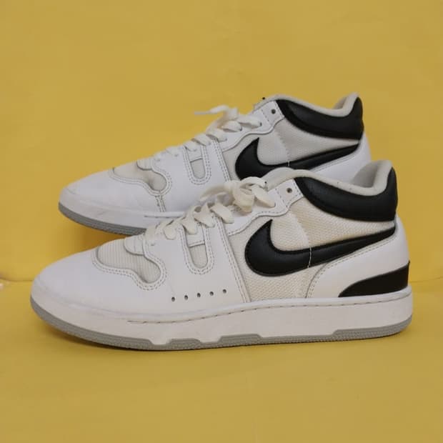 남성 나이키 맥 어택 QS SP 블랙앤화이트 운동화 (285)