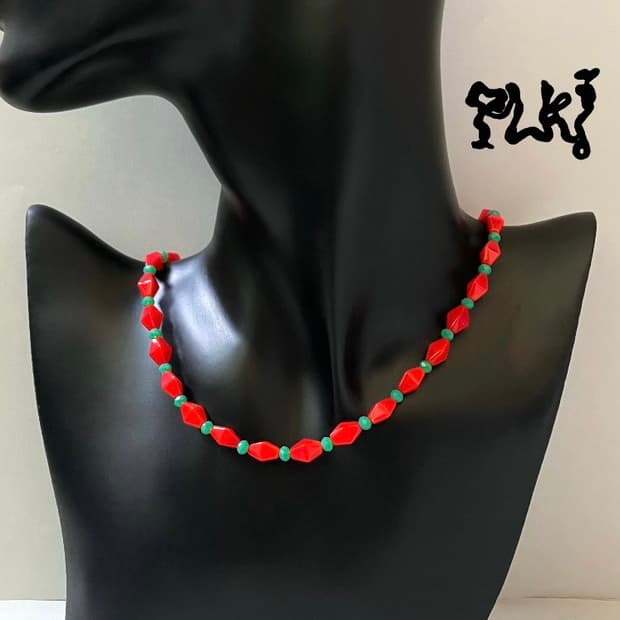 핸드메이드 비즈 목걸이 | 아카이로 마름모&크리스탈비즈 목걸이 | 