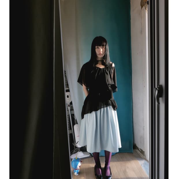 VEIL BLOUSE IN BLACK