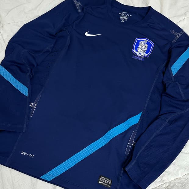 나이키 국대 드라이핏 긴팔 트레이닝 탑 미디움