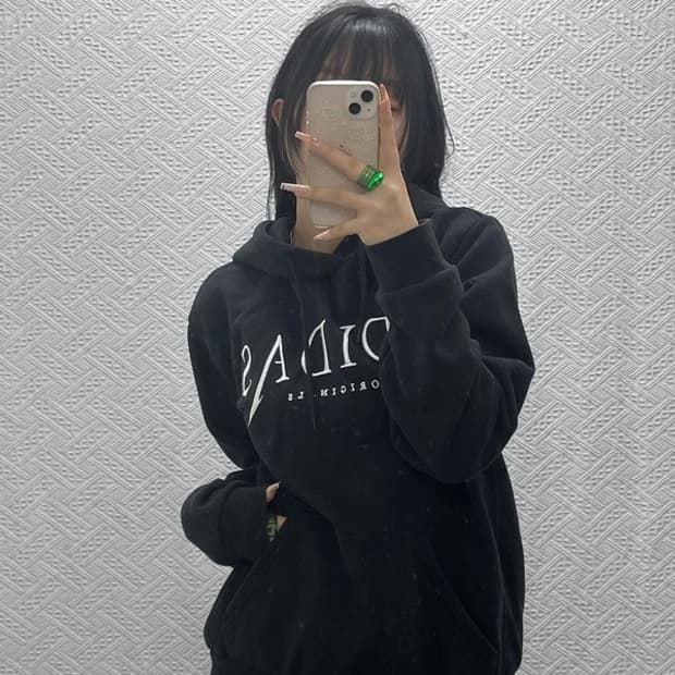 아디다스 플래닛토이드 후드티 XL C08216