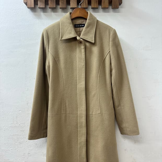 CECIL McBEE 세실맥비 울 블렌드 베이지 히든버튼 하프 코트