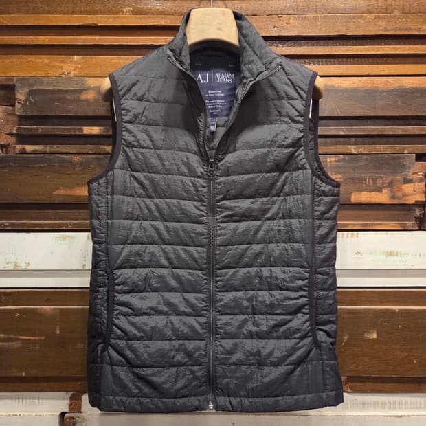 아르마니진 패딩베스트