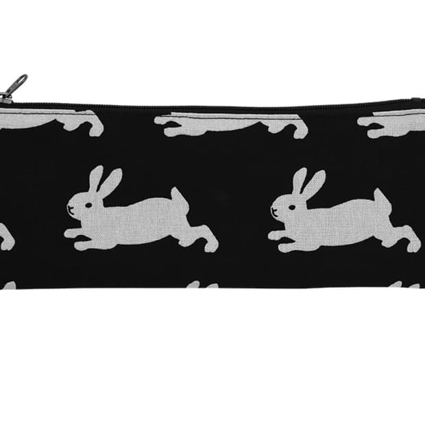 키티버니포니 해피 버니 하프 파우치 