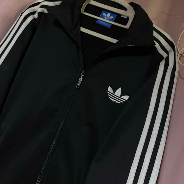 아디다스져지 아디다스 파이어버드 블랙 아디다스 불꽃트랙탑 집업 105