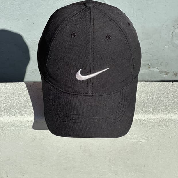 [F] NIKE 나이키 로고 블랙 볼캡 모자