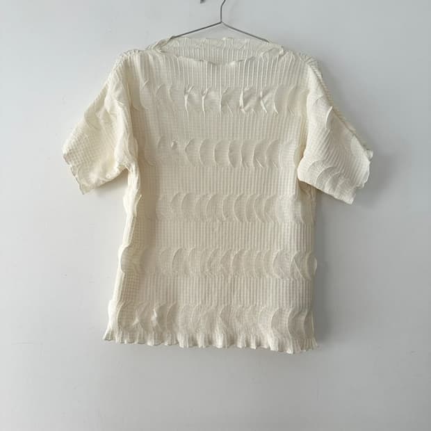 YOICHEU 3d ruffle pleated top