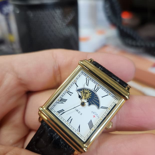 타이맥스 노아 썬앤문 시계