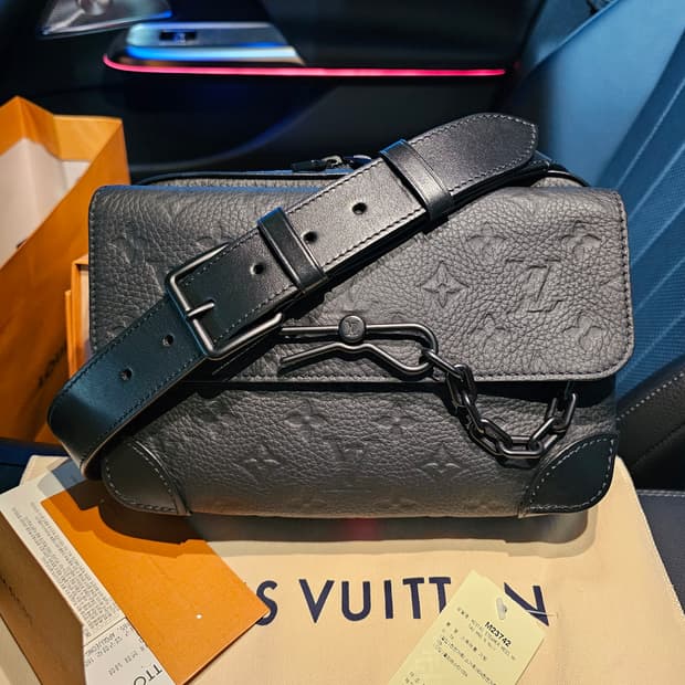 루이비통 퍼렐 토리옹 스티머 트렁크 메신저 크로스백