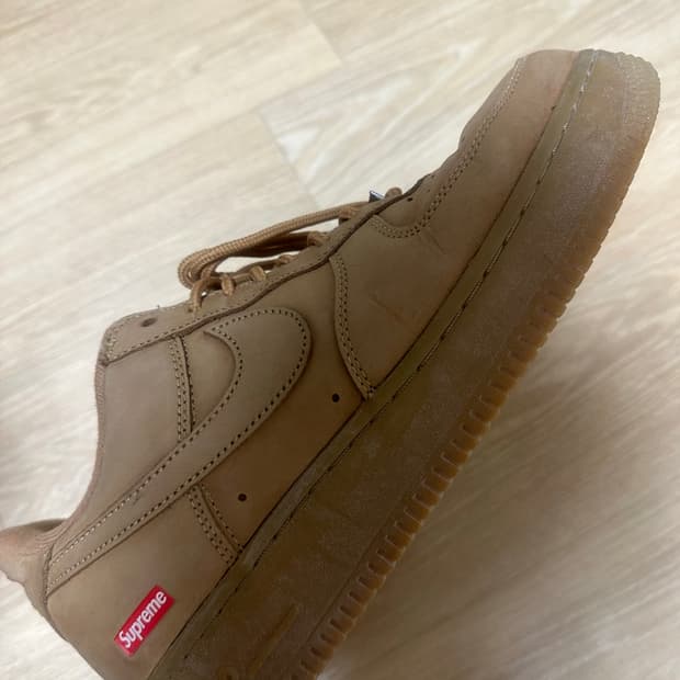 나이키슈프림 된장포스 260mm