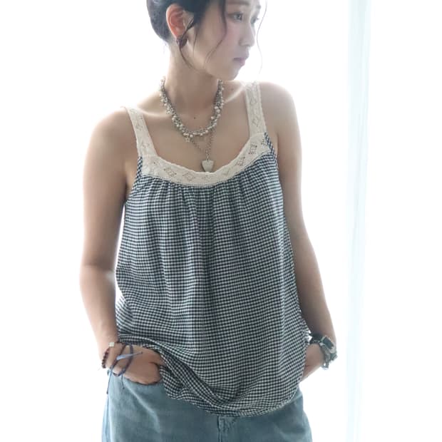 [HUG Ō WäR] Check Lace Camisole Blouse