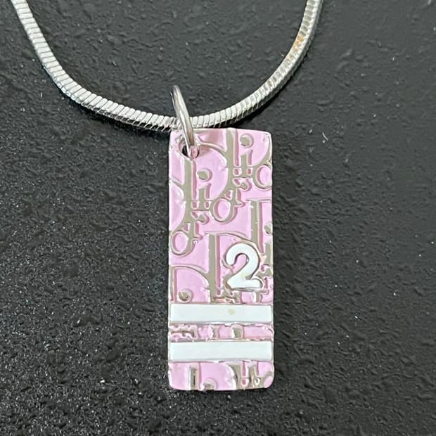 Dior necklace pink 