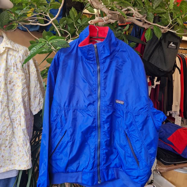 Z-474 파타고니아 쉘드 신칠라 봄버 웜업 자켓 