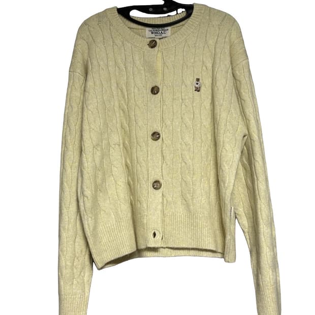 WHO.A.U 꽈배기 곰돌이 노랑색 가디건