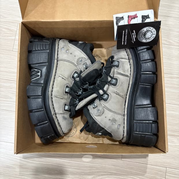 뉴락 아이코닉 플랫폼 부츠 41