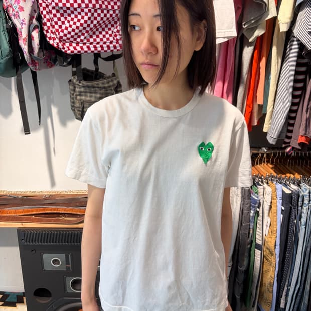 Comme des Garçons Play 하트 로고 반팔 티