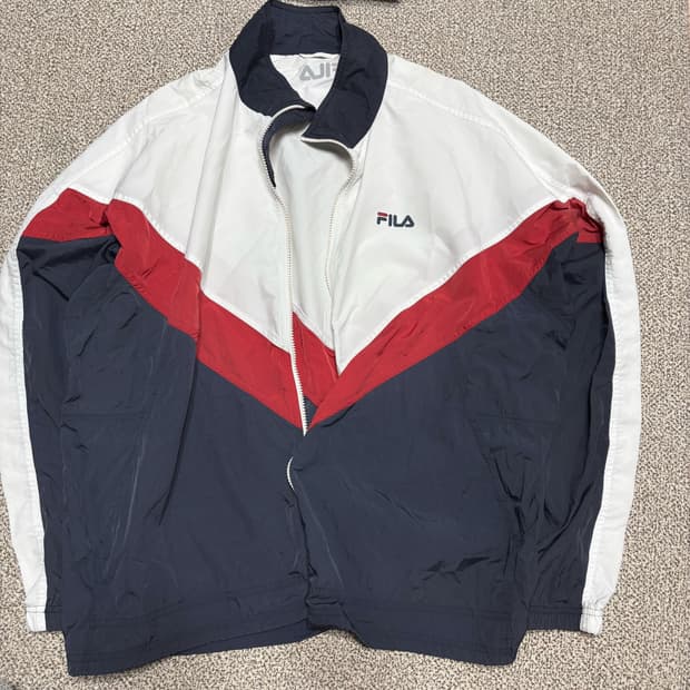 [택포] Fila 90‘s 올드스쿨 휠라 바람막이 웜업  [A]