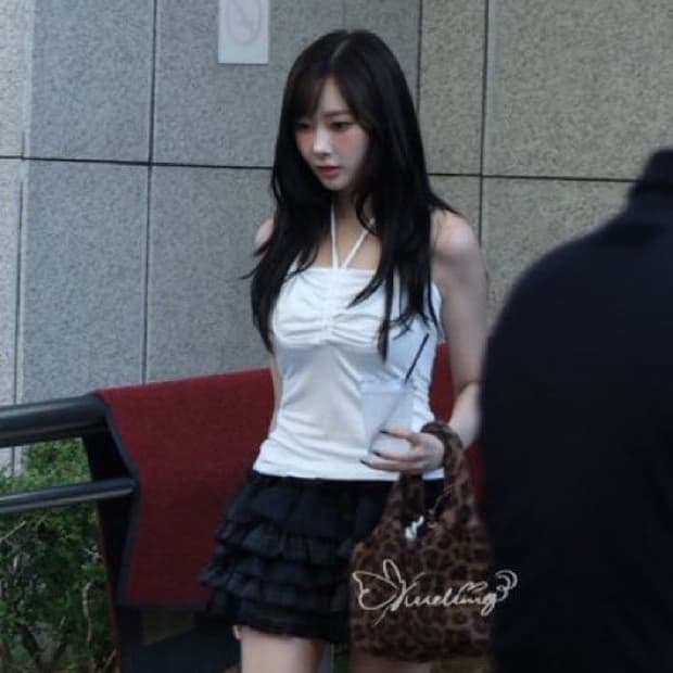 일리고 홀터넥 