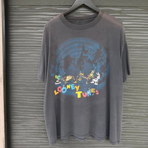 90s looney tunes 루니튠즈 빈티지 티셔츠