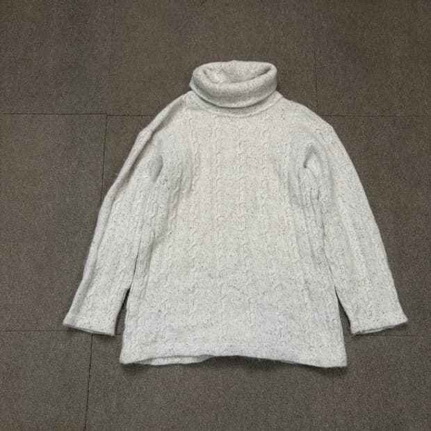 CERRUTI 1881 세루티 앙고라 울 케이블 터틀넥 니트 