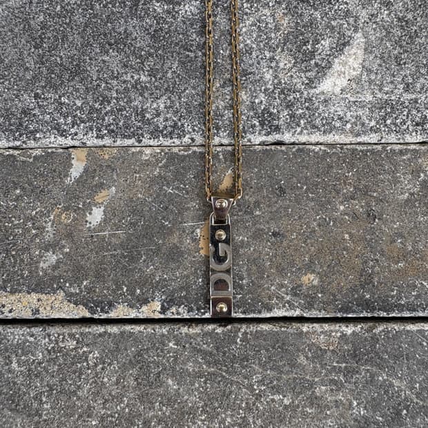 Dolce&Gabbana dog pendant