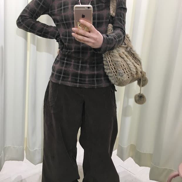 하이픈 월드 갤러리 체크 롱슬리브